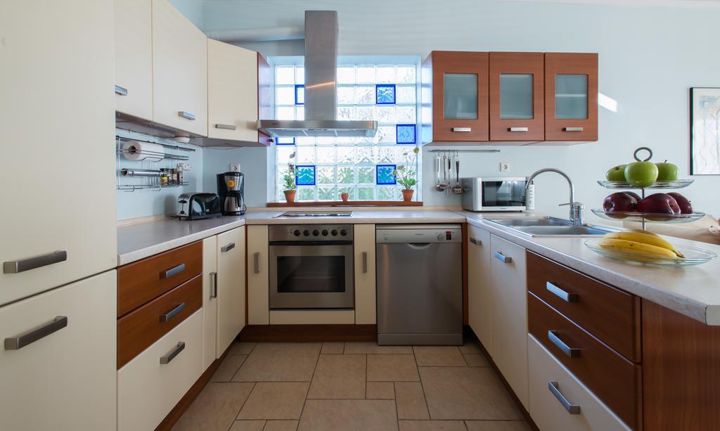 Diamante Beachfront Apartment *