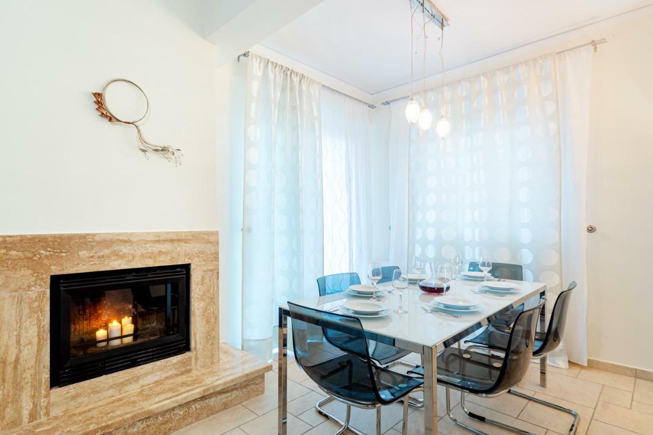 Diamante Beachfront Apartment Xylokastro