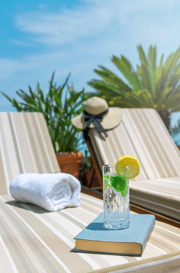 Diamante Beachfront Apartment *